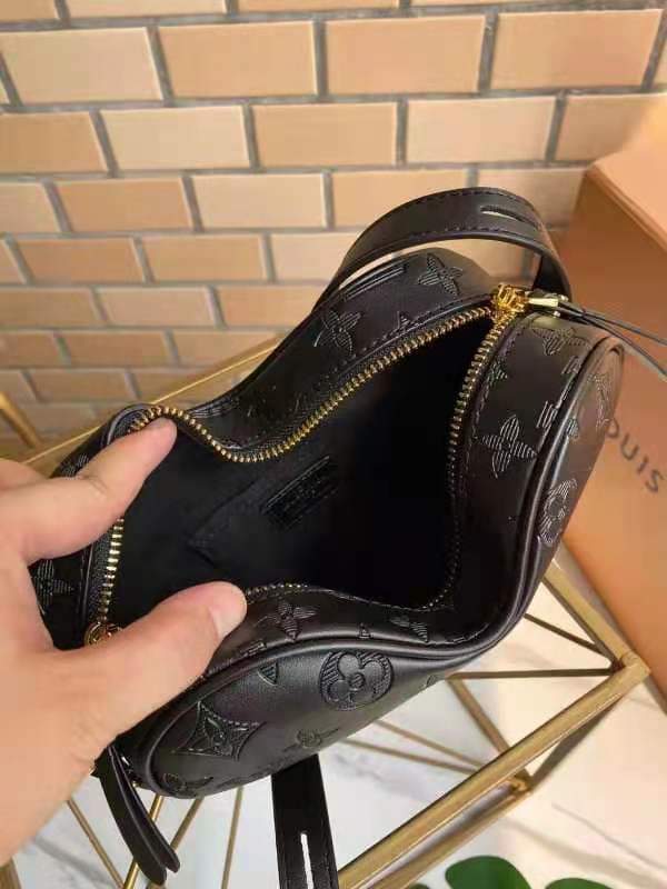BL - High Quality Bags LUV 988