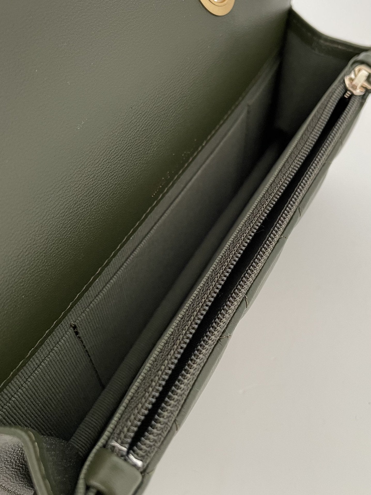 ChanelWallet With Strap Dark Green For Women, Women’s Bags 6.7in/17cm