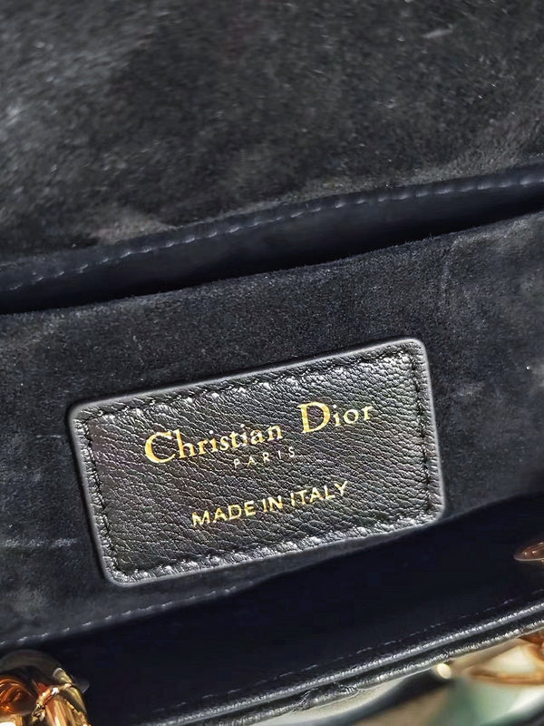 OZ - Dir Bags - 1058