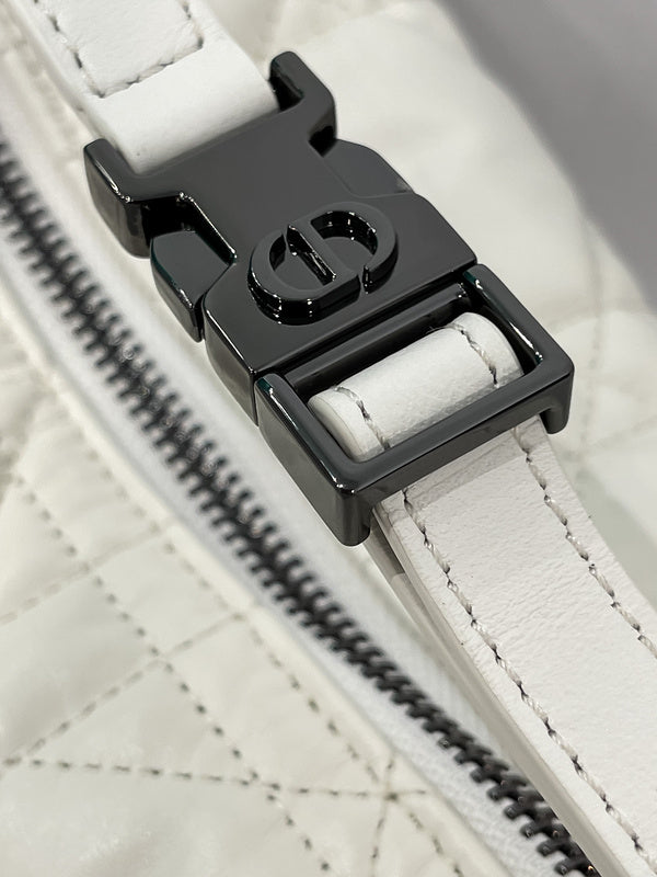 OZ - Dir Bags - 1072