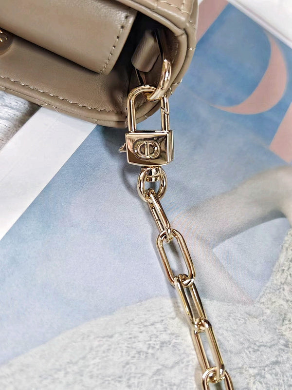 OZ - Dir Bags - 1070