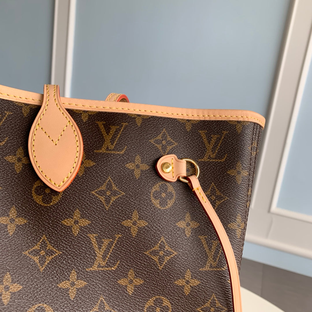 M40995 Neverfull MM Shoulder tote bag Monogram Apricot inside