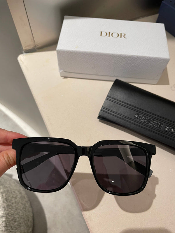 OZ - Dir Sunglasses - 043