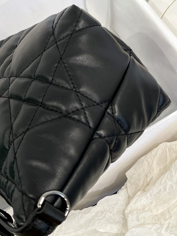 OZ - Dir Bags - 1071