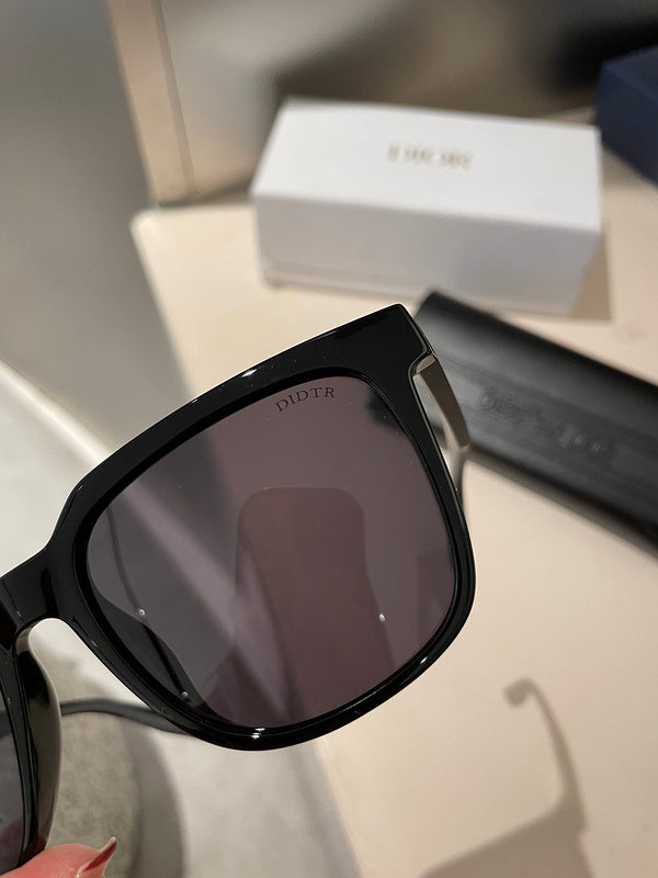 OZ - Dir Sunglasses - 043