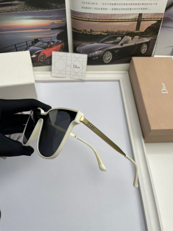 OZ - Dir Sunglasses - 100