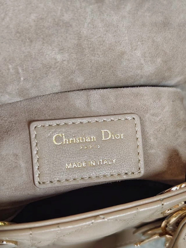 OZ - Dir Bags - 1070