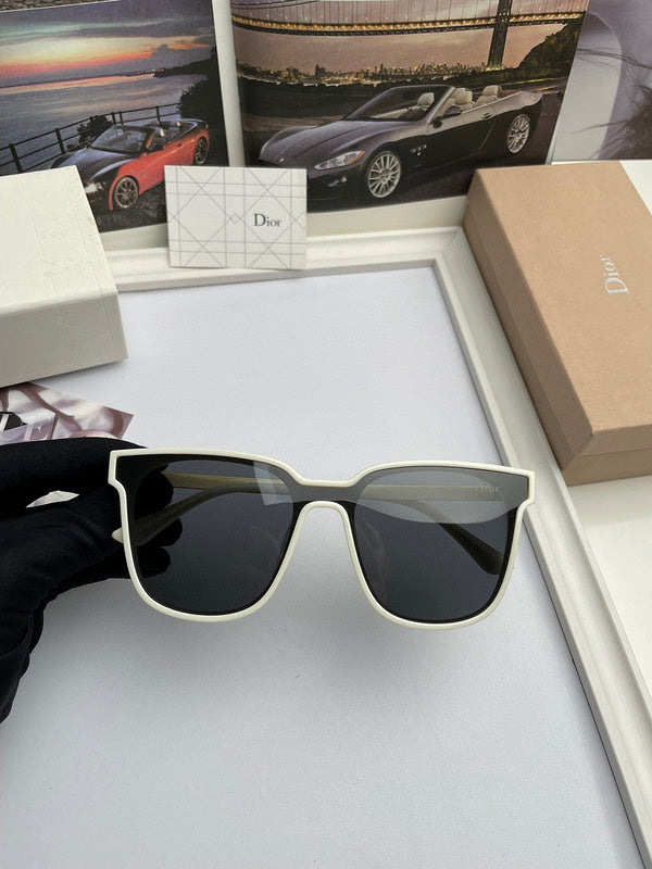 OZ - Dir Sunglasses - 100