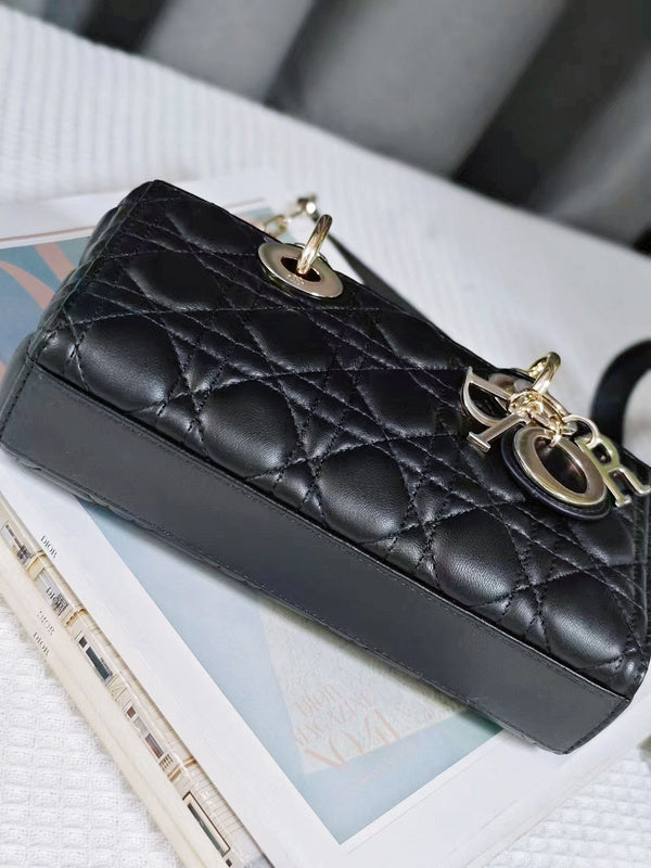 OZ - Dir Bags - 1052