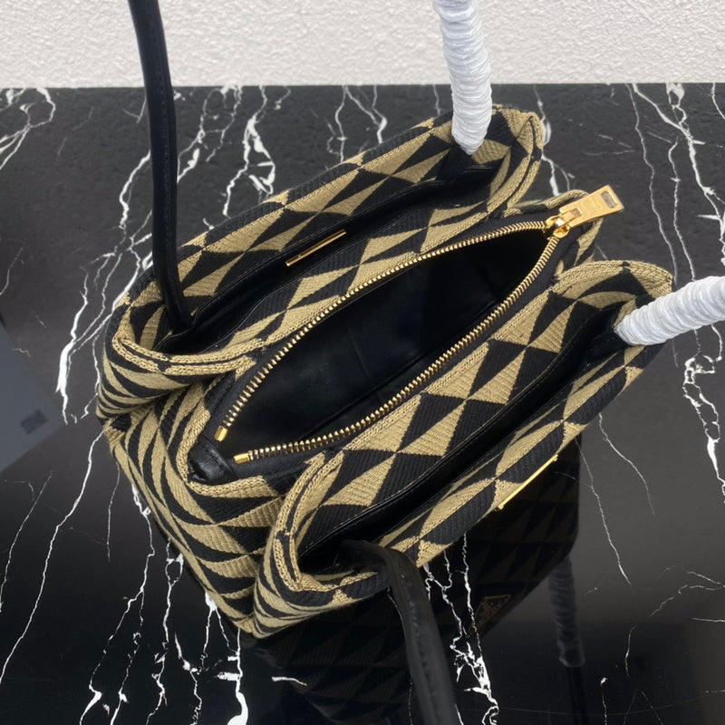 Oz - Fei Bags - 1039