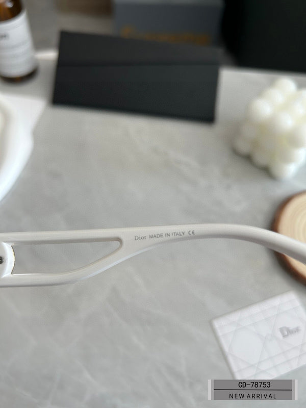 OZ - Dir Sunglasses - 114