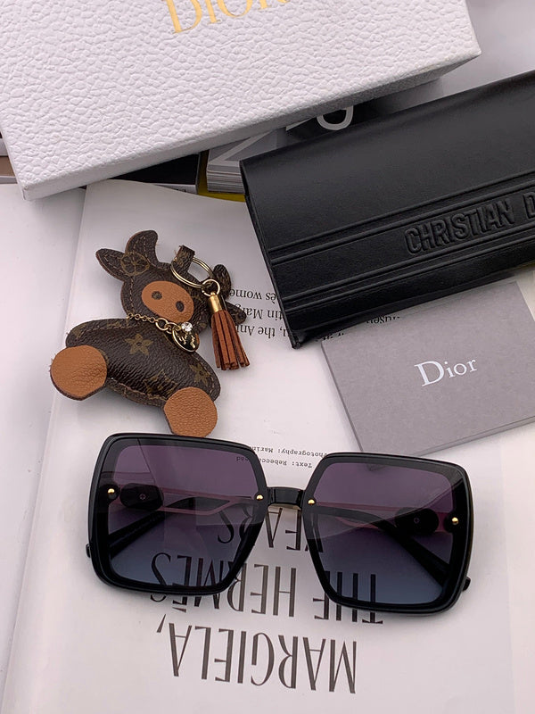 OZ - Dir Sunglasses - 109