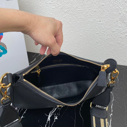 Oz - Fei Bags - 130