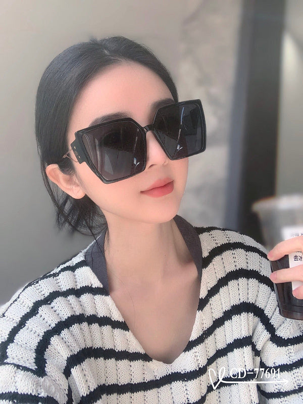 OZ - Dir Sunglasses - 206