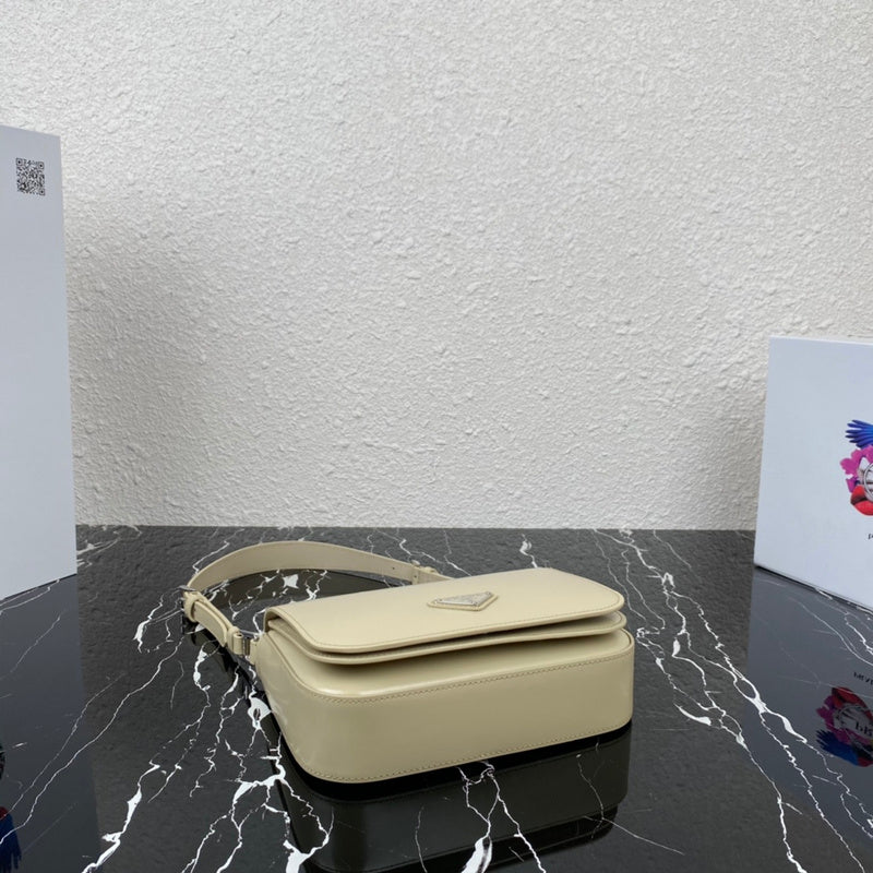 Oz - Fei Bags - 1550