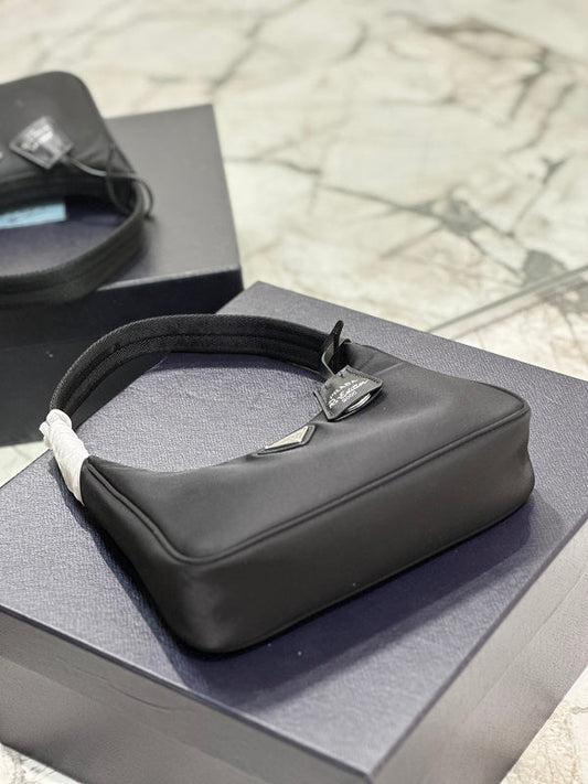 Oz - Fei Bags - 701
