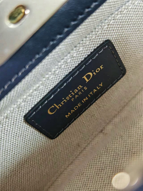 OZ - Dir Bags - 1010