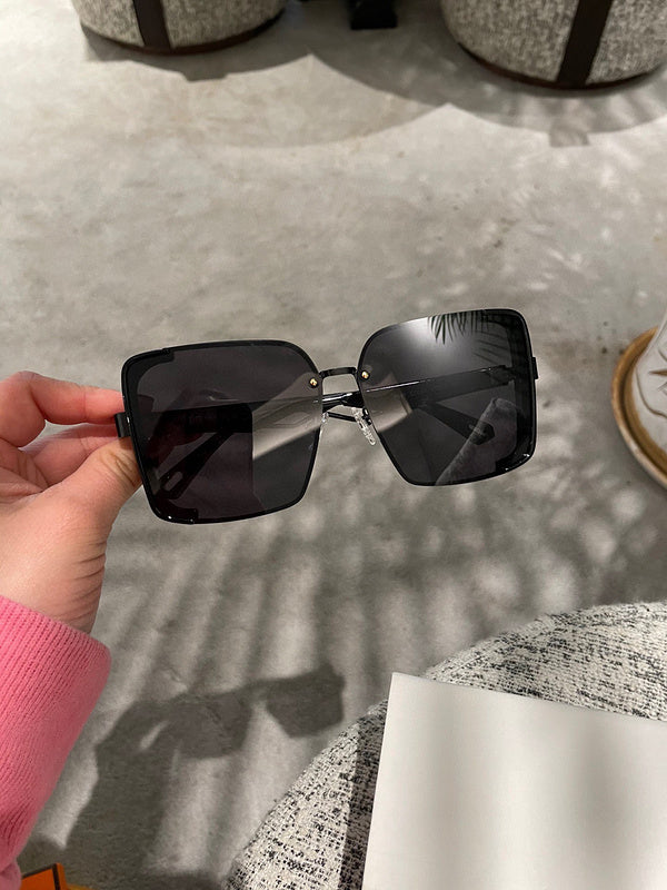 OZ - Dir Sunglasses - 124