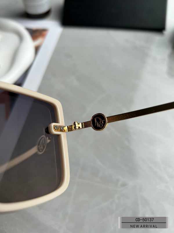 OZ - Dir Sunglasses - 104