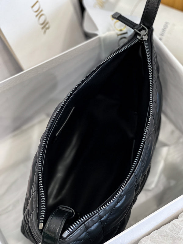 OZ - Dir Bags - 1071