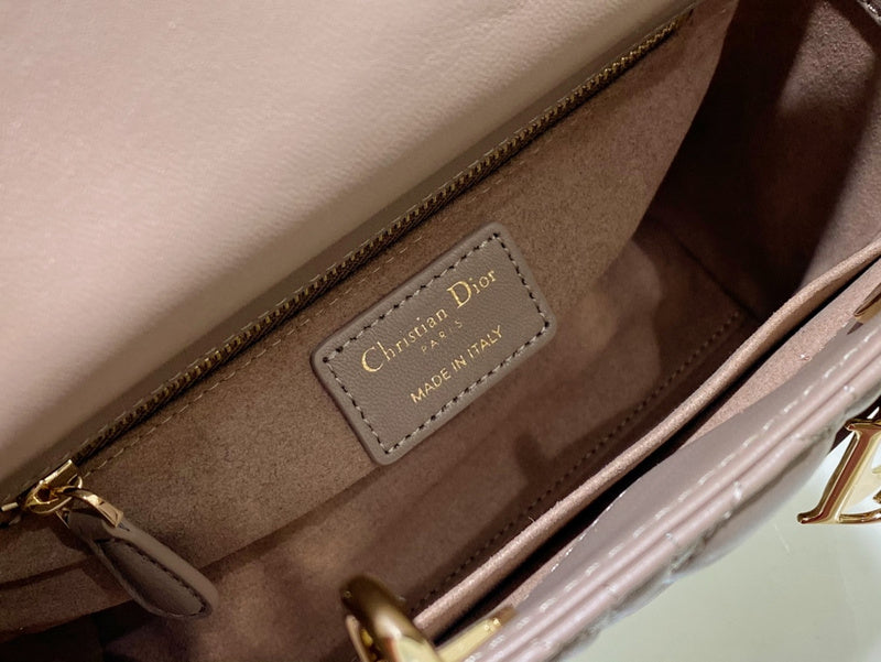 OZ - Dir Bags - 1090