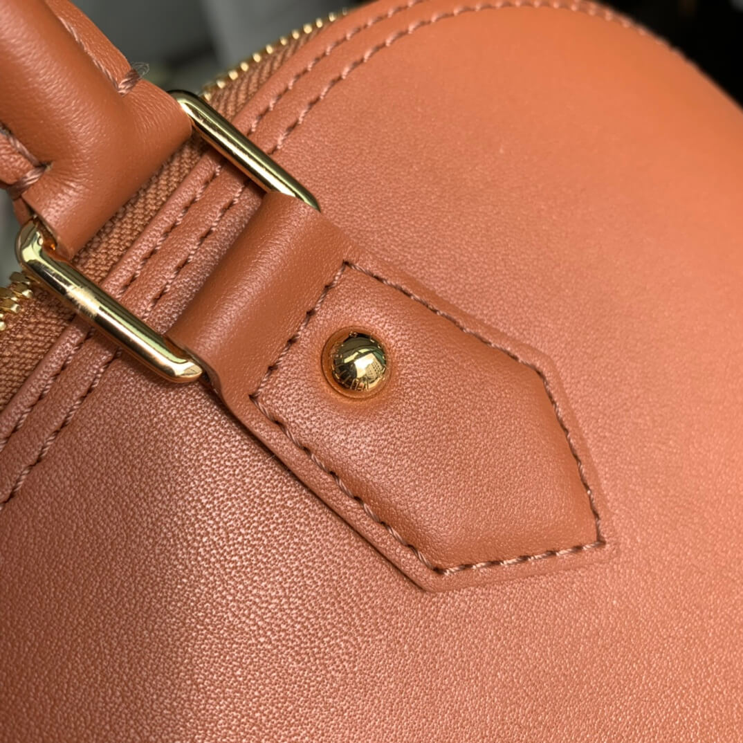 M91611 ALMA PM Full Leather brown handbag