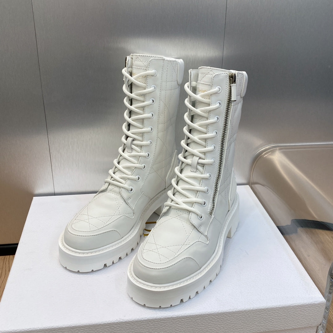 DIOR D LEADER ANKLE BOOT WHITE KDI733CQC S03W