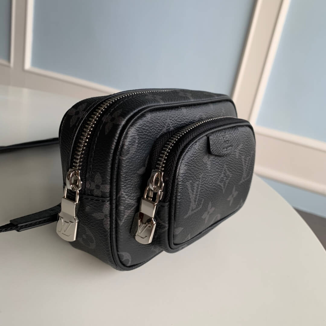 M30755 Outdoor Taigarama Taïga fanny pack black Men's bag Monogram