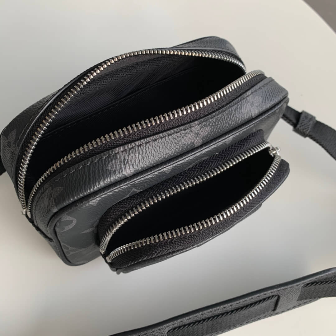 M30755 Outdoor Taigarama Taïga fanny pack black Men's bag Monogram