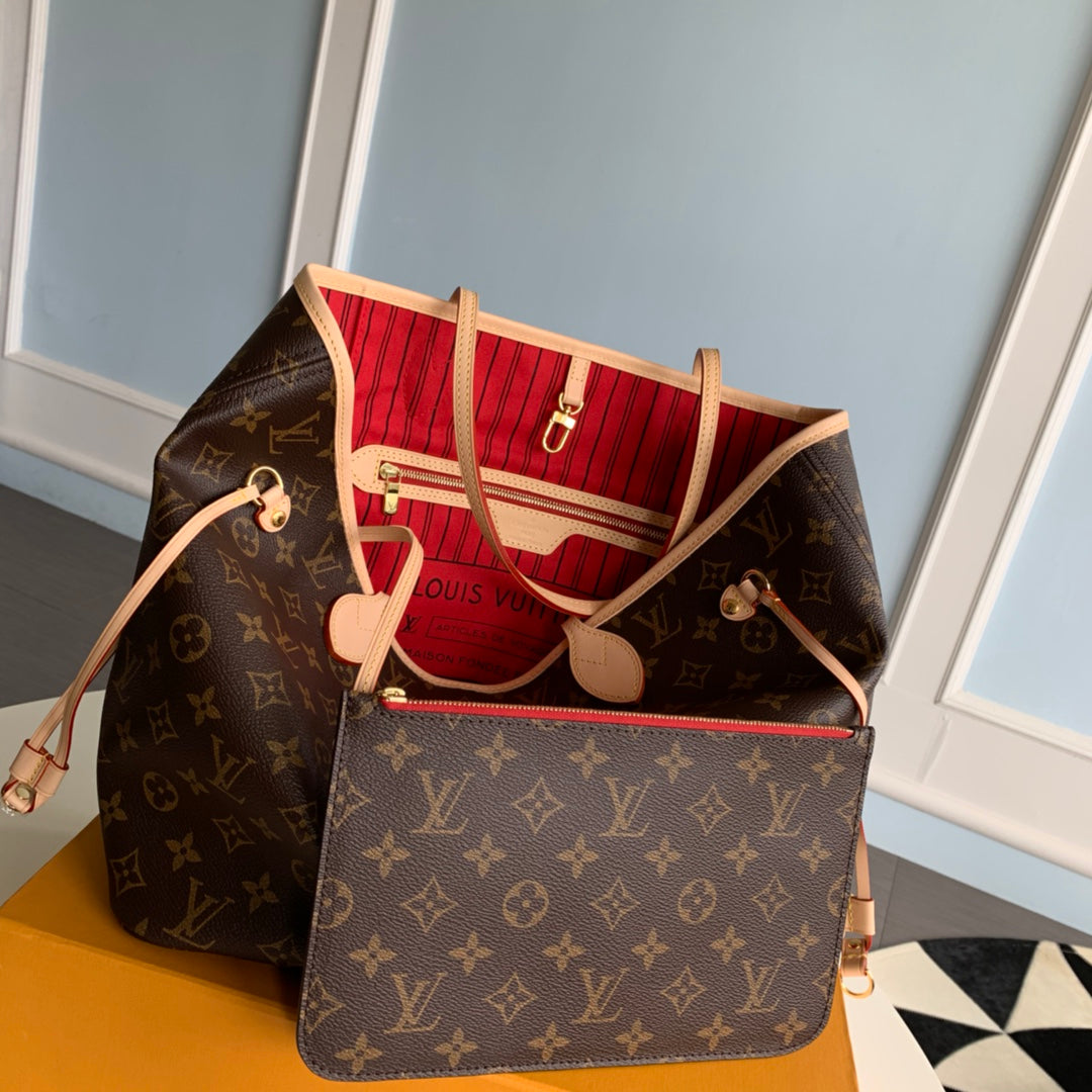 Neverfull M41177 RED INSIDE MM Shoulder tote bag M40995 Monogram GHW Used