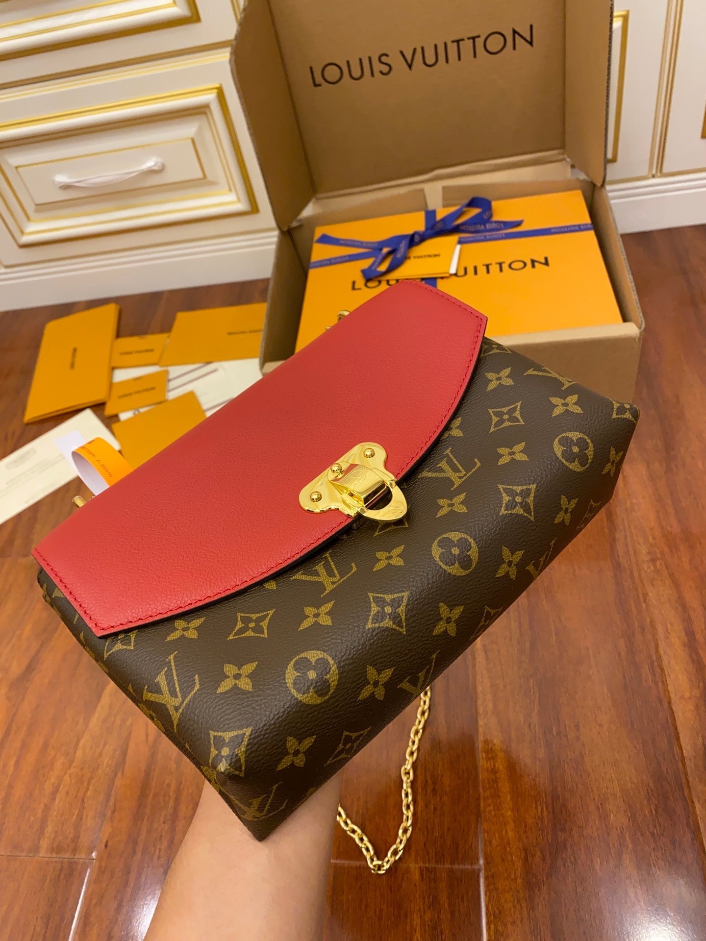 M43713 chian sling bag red monogram real leather