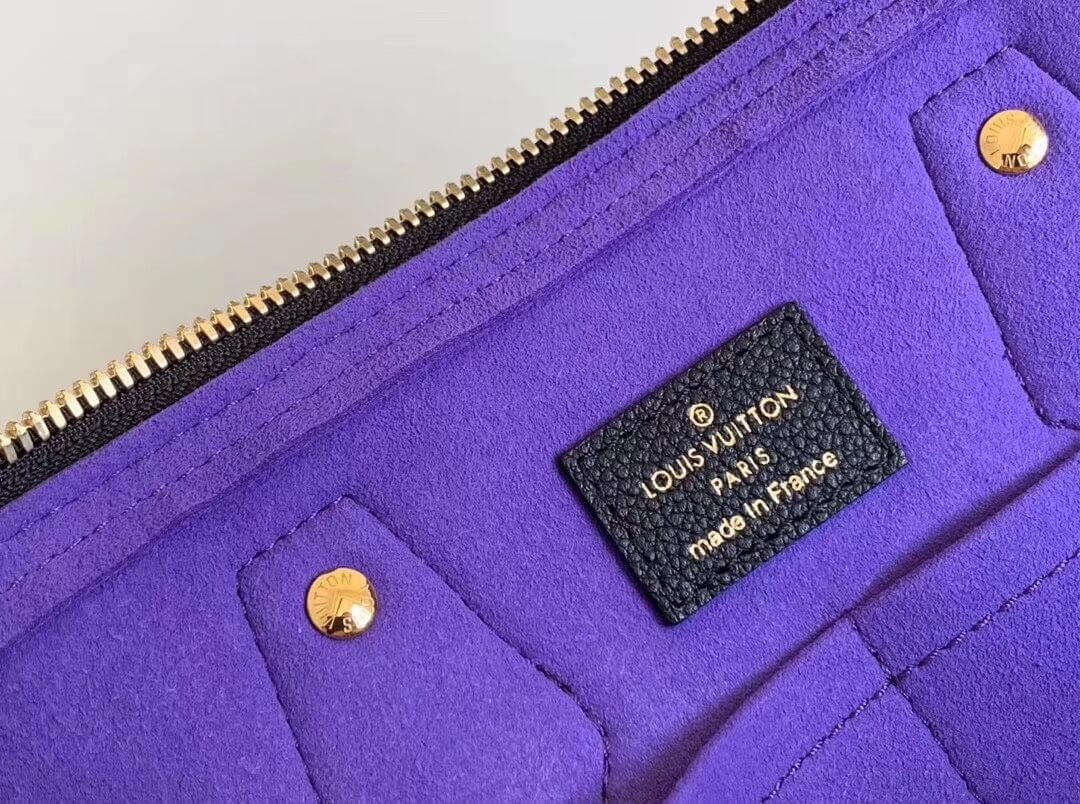 M44866 shoulder bag Handbag calfskin black Small size