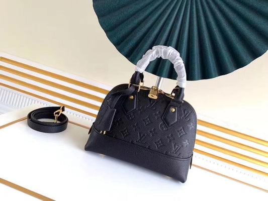 M44866 shoulder bag Handbag calfskin black Small size