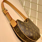 M51510 POCHETTE CROISSANT brown monogram 26cm subaxillary bag