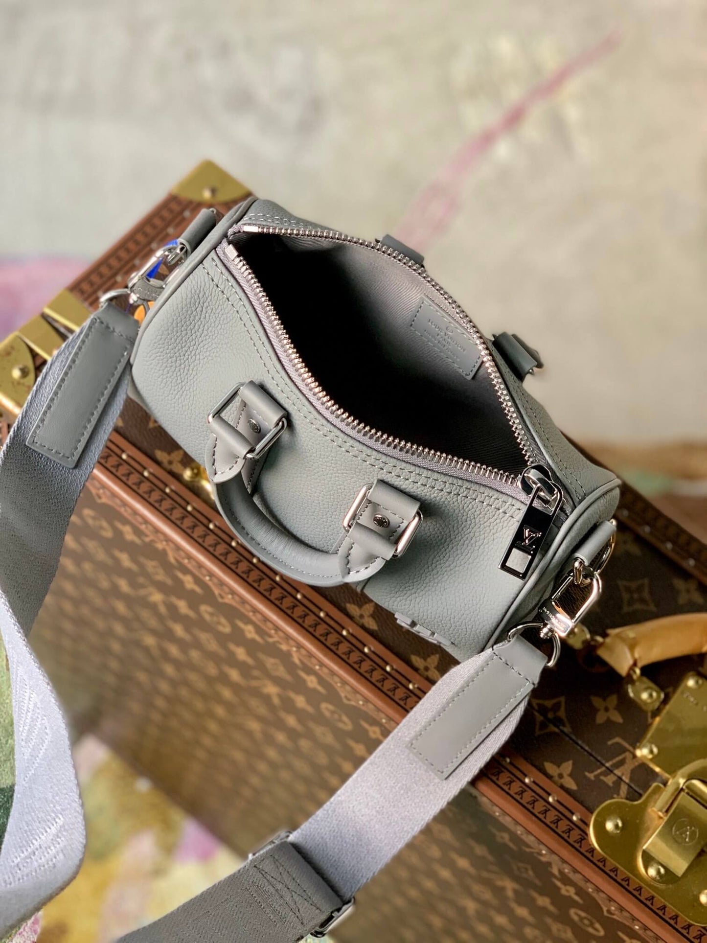 M81003 Men's bag Keepall XS shoulder bag cross body bags Handbag Aerogram grey calfskin