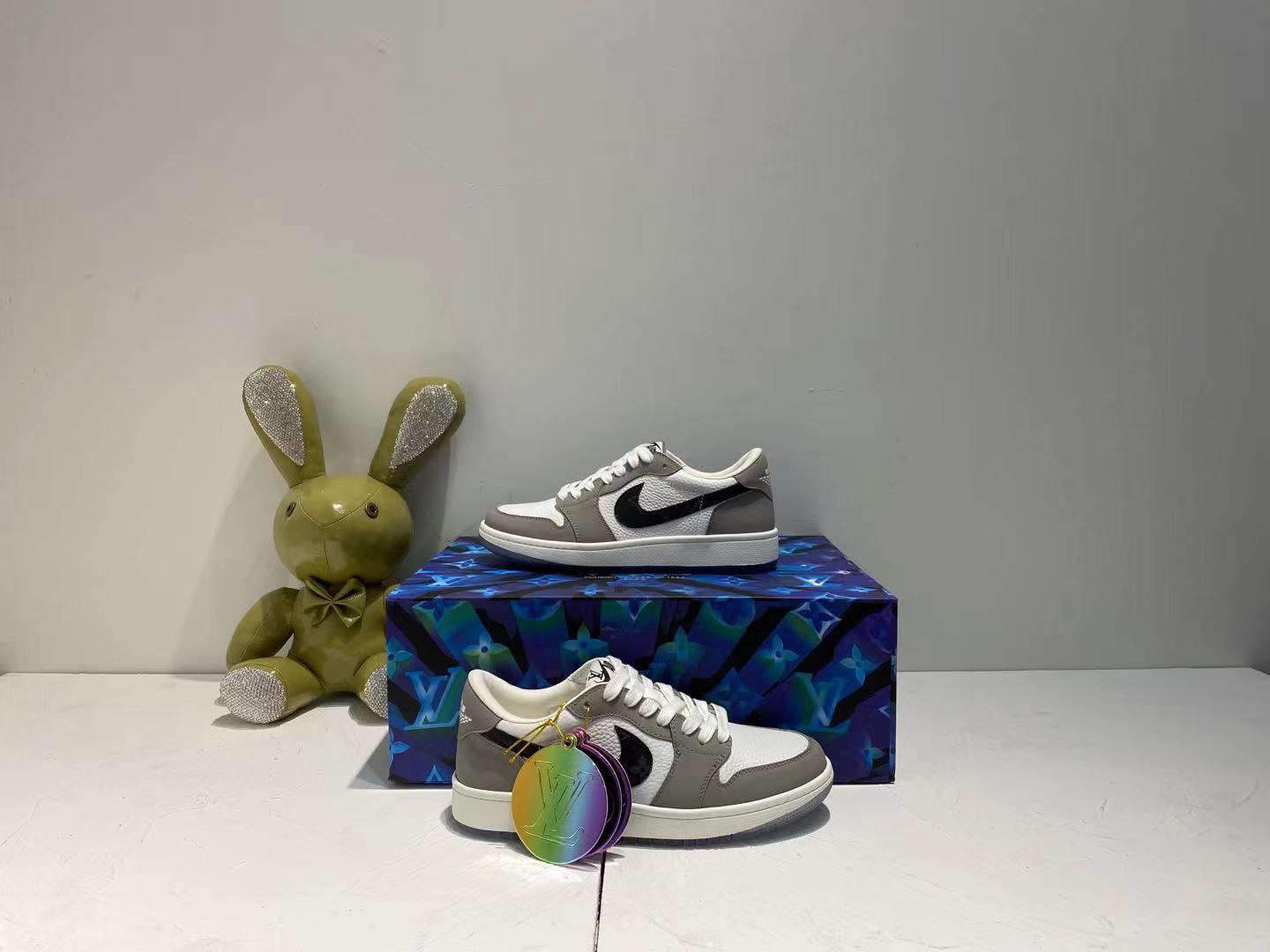 Luxury Shoes - LU-V - 1088