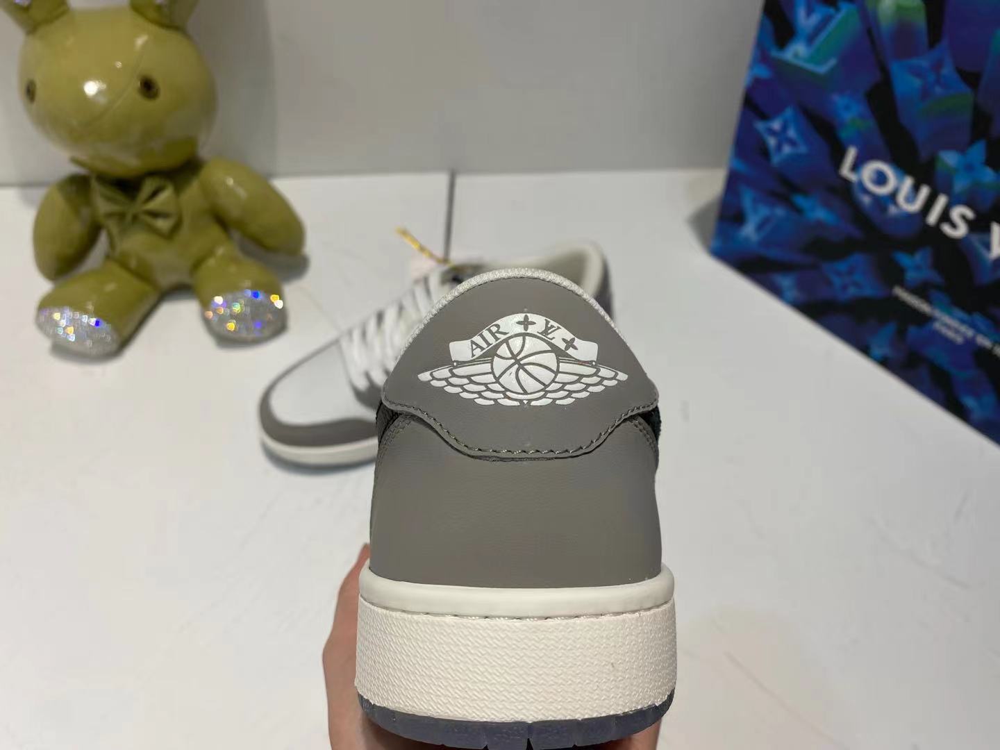 Luxury Shoes - LU-V - 1088