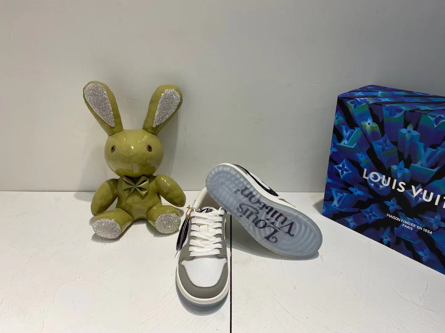 Luxury Shoes - LU-V - 1088