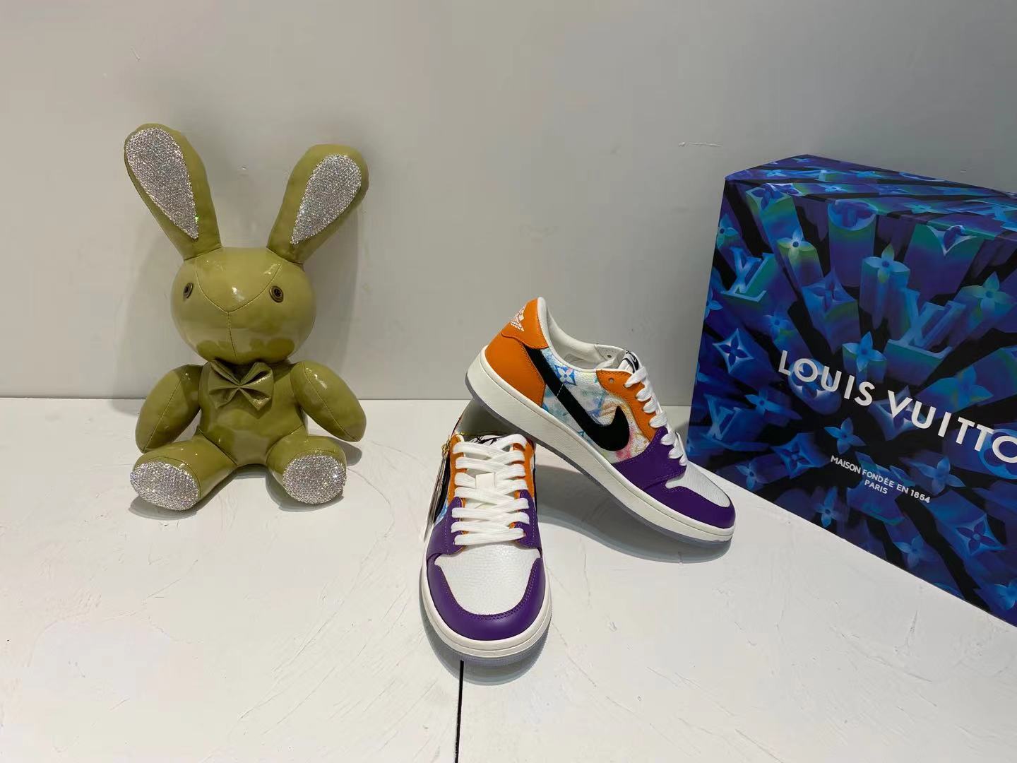 Luxury Shoes - LU-V - 1086