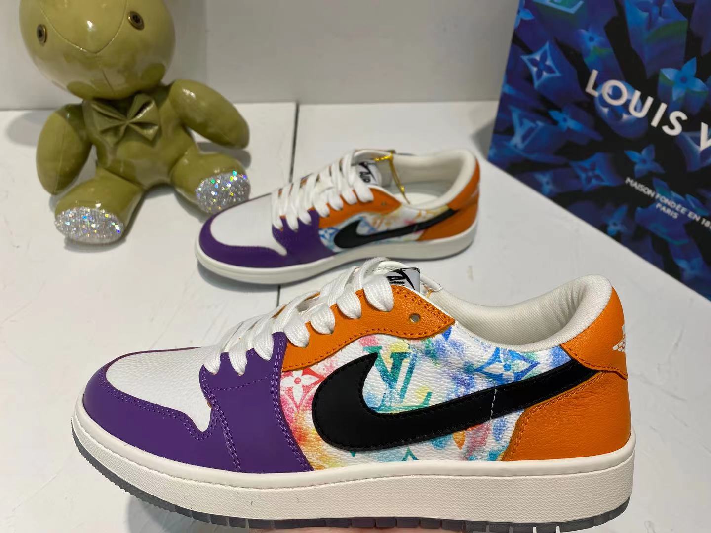 Luxury Shoes - LU-V - 1086