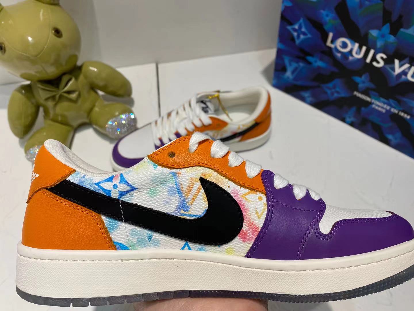 Luxury Shoes - LU-V - 1086