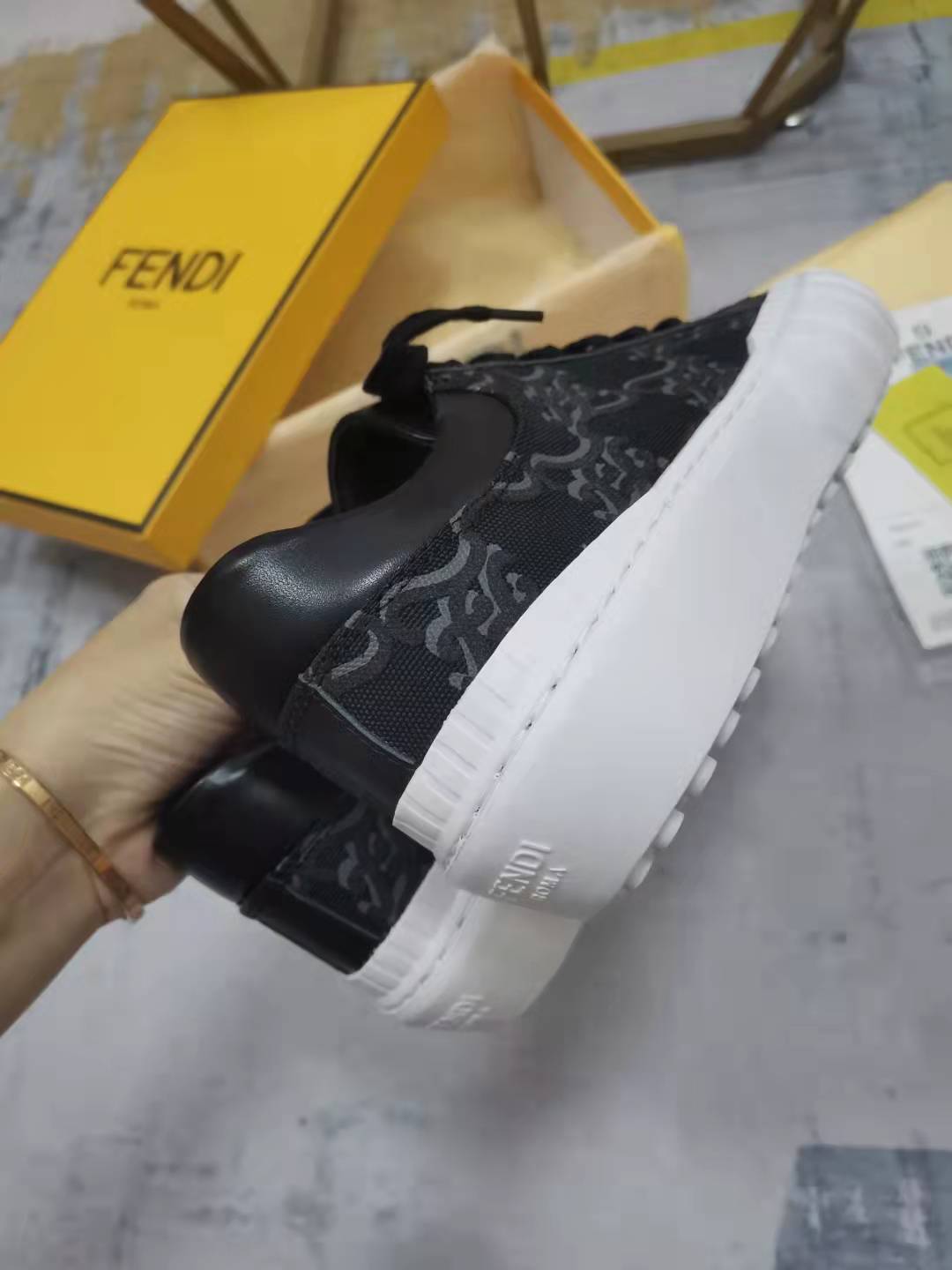 Luxury Shoes - FED - 631