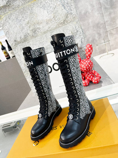 Luxury Shoes - LU-V - 489