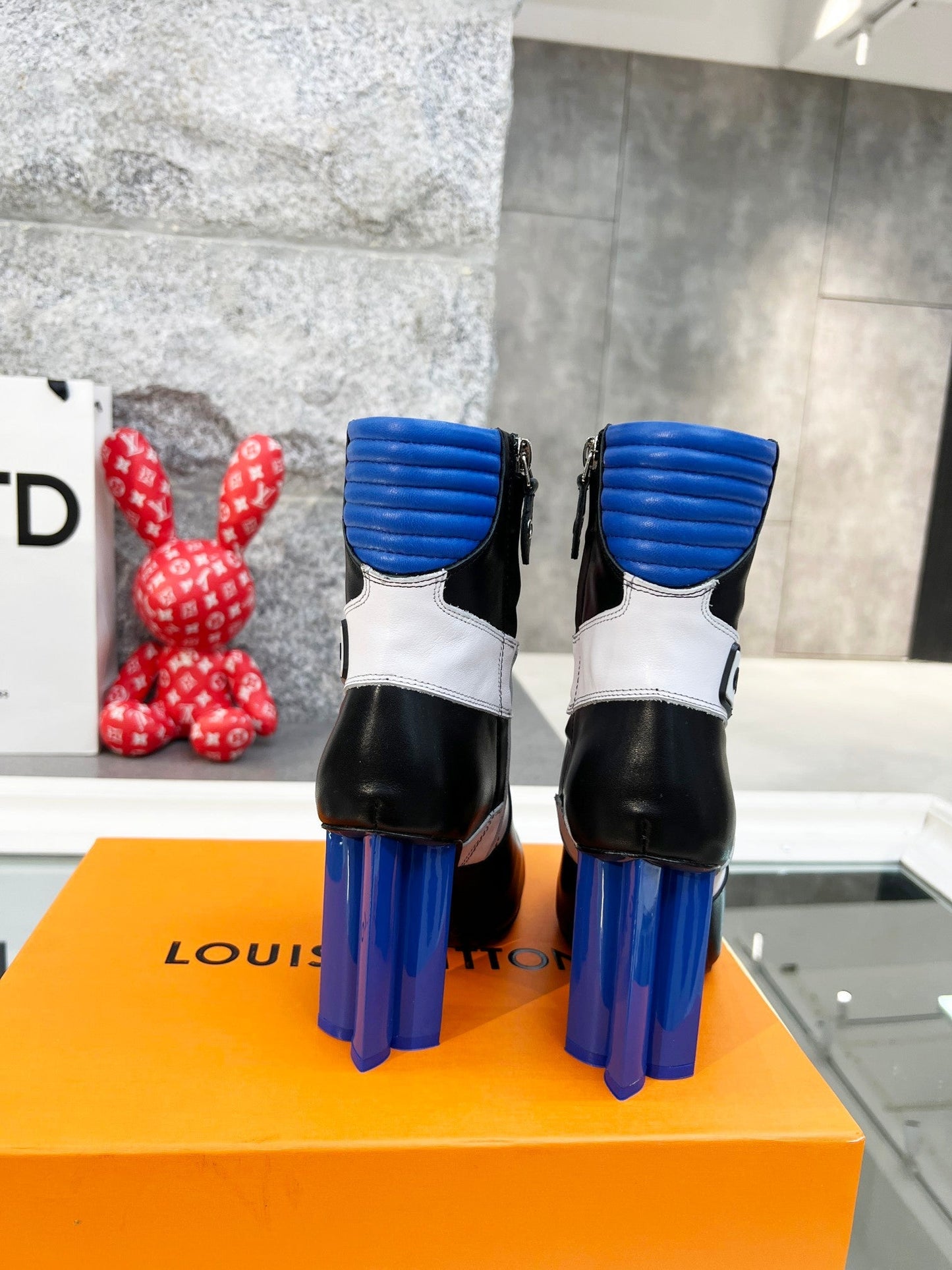 Luxury Shoes - LU-V - 508