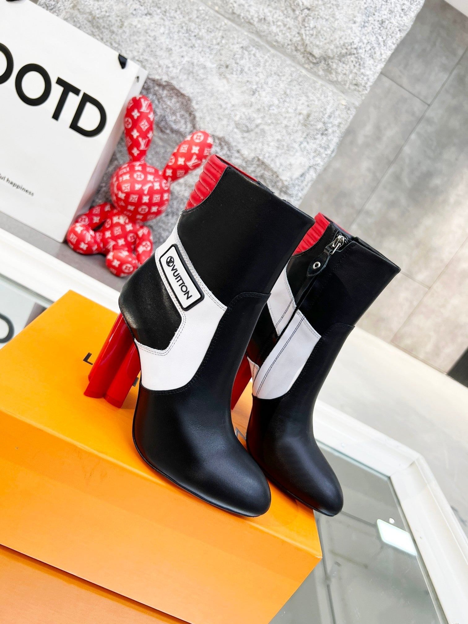 Luxury Shoes - LU-V - 510