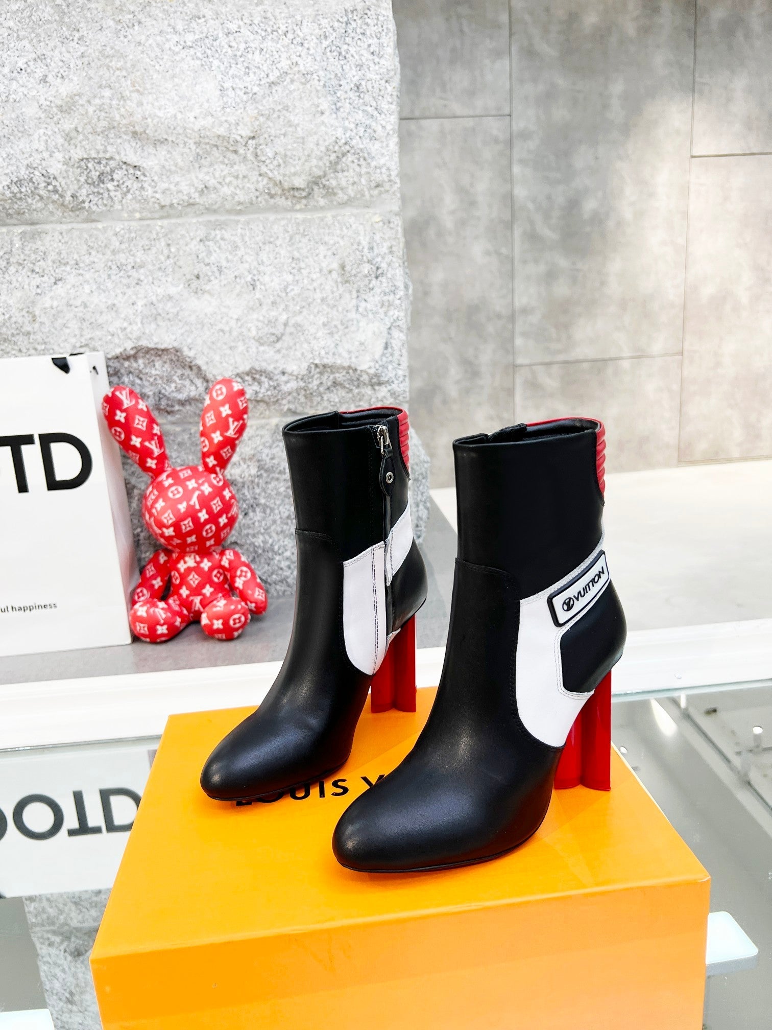 Luxury Shoes - LU-V - 510