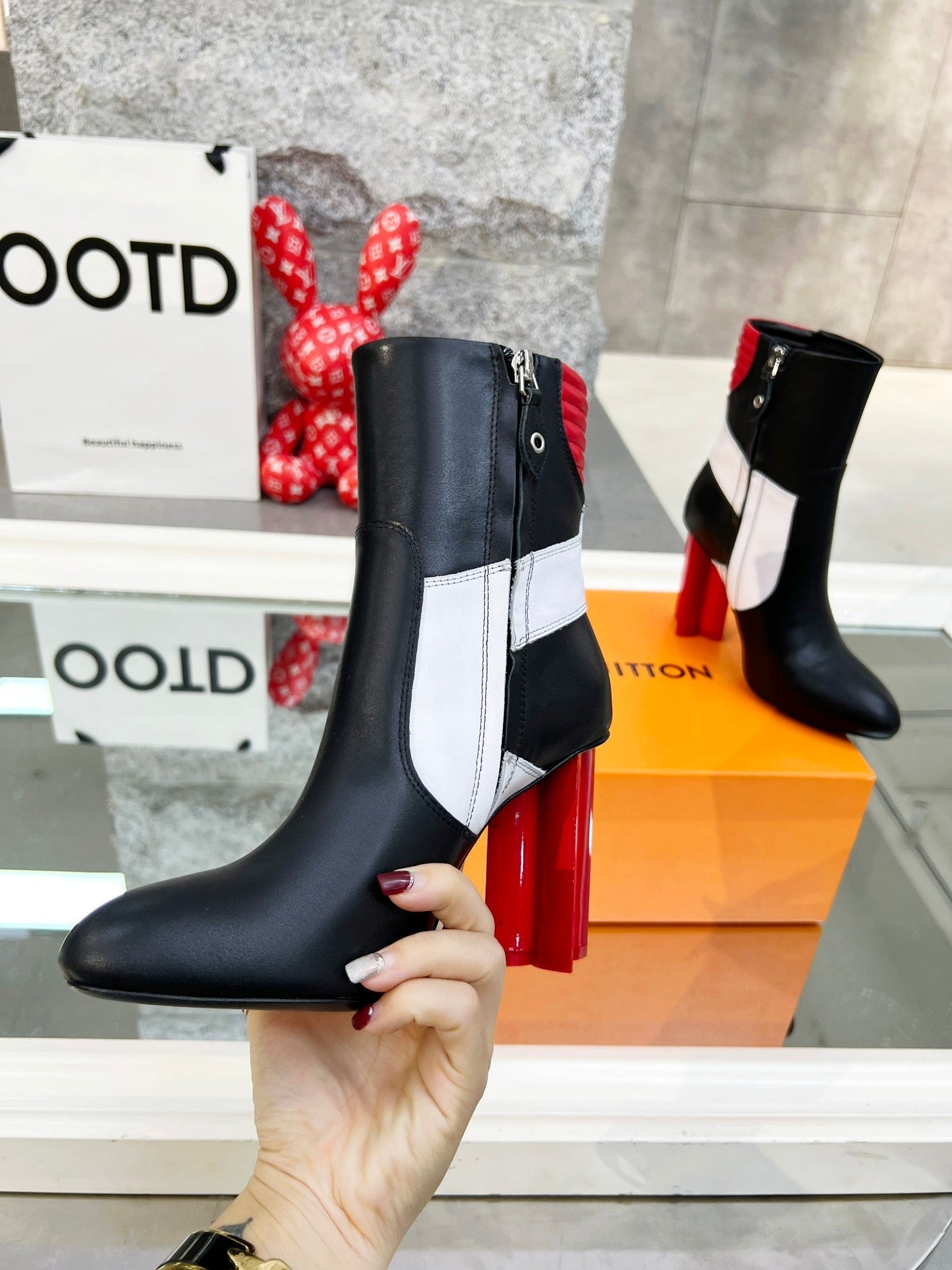 Luxury Shoes - LU-V - 510