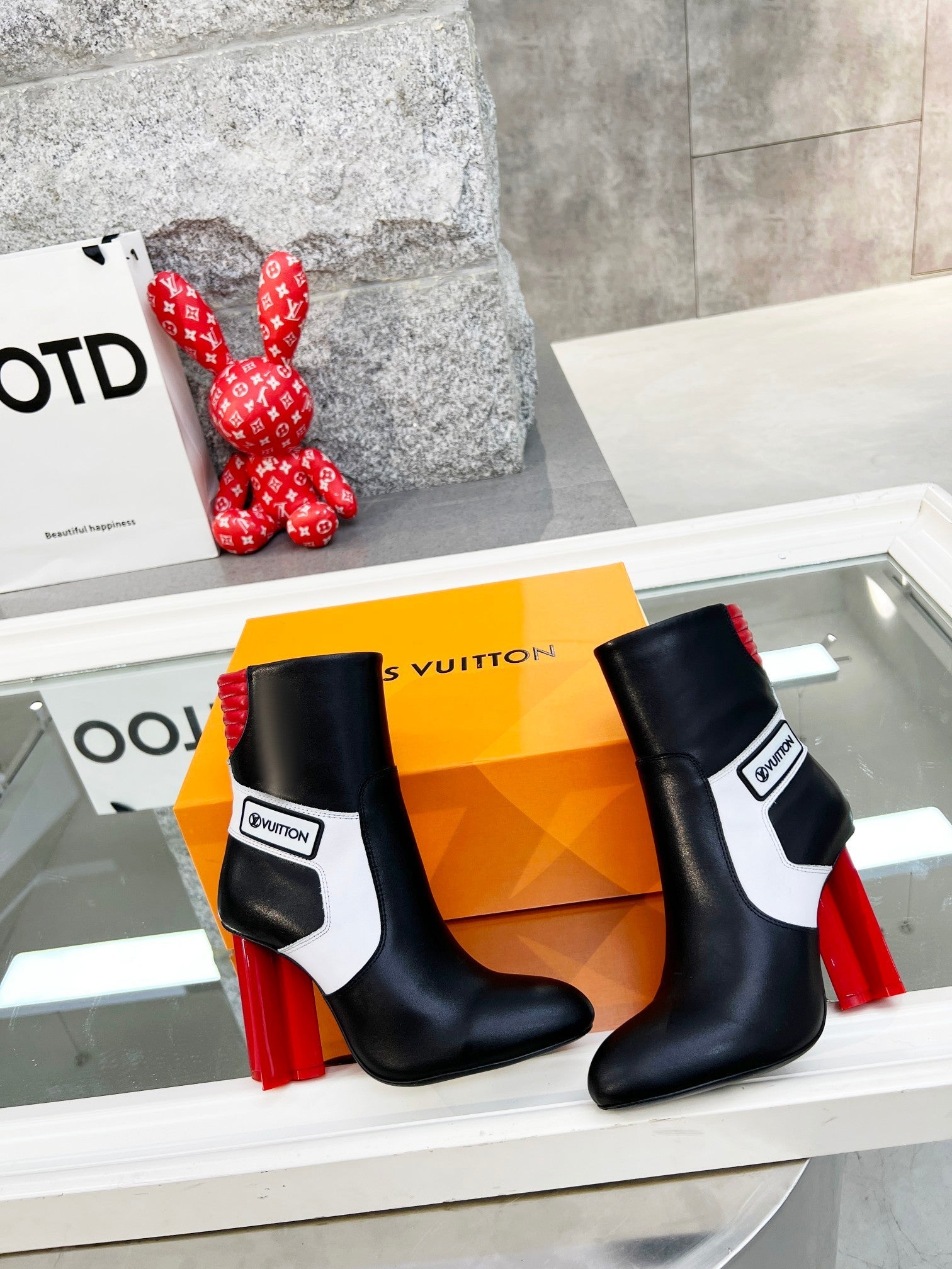 Luxury Shoes - LU-V - 510