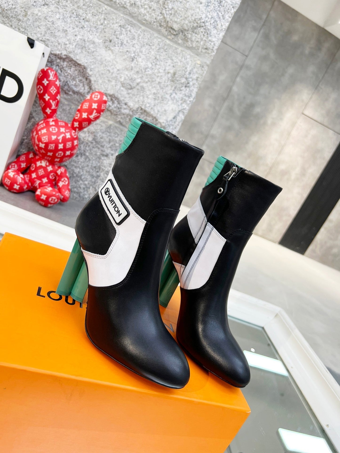 Luxury Shoes - LU-V - 509