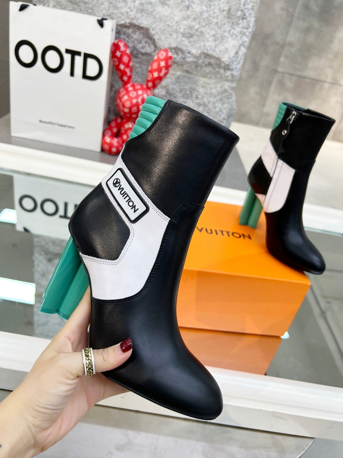 Luxury Shoes - LU-V - 509